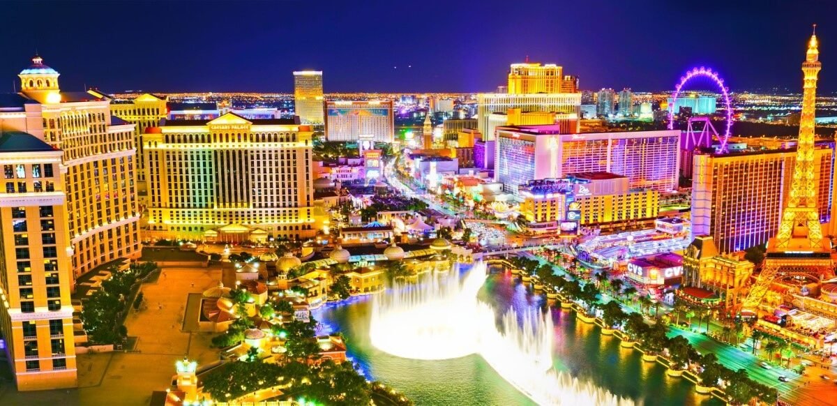 Viva Las Vegas!: 7 Tips for Planning an Epic Las Vegas Vacation